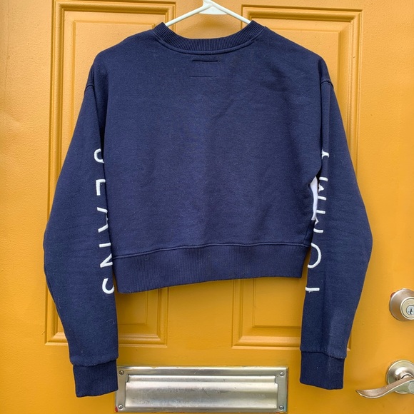 Vintage Tommy Hilfiger crop top sweatshirt - Picture 2 of 3